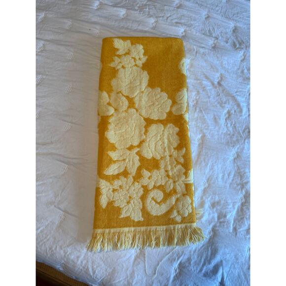 Vintage Cannon Monticello yellow and gold bath towel - Picture 5 of 5